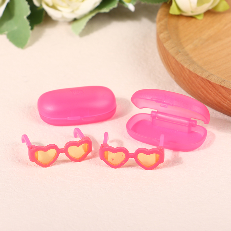 Dollhouse Mini With Glasses Ca - Phone Accessories Doll recensione e prezzo