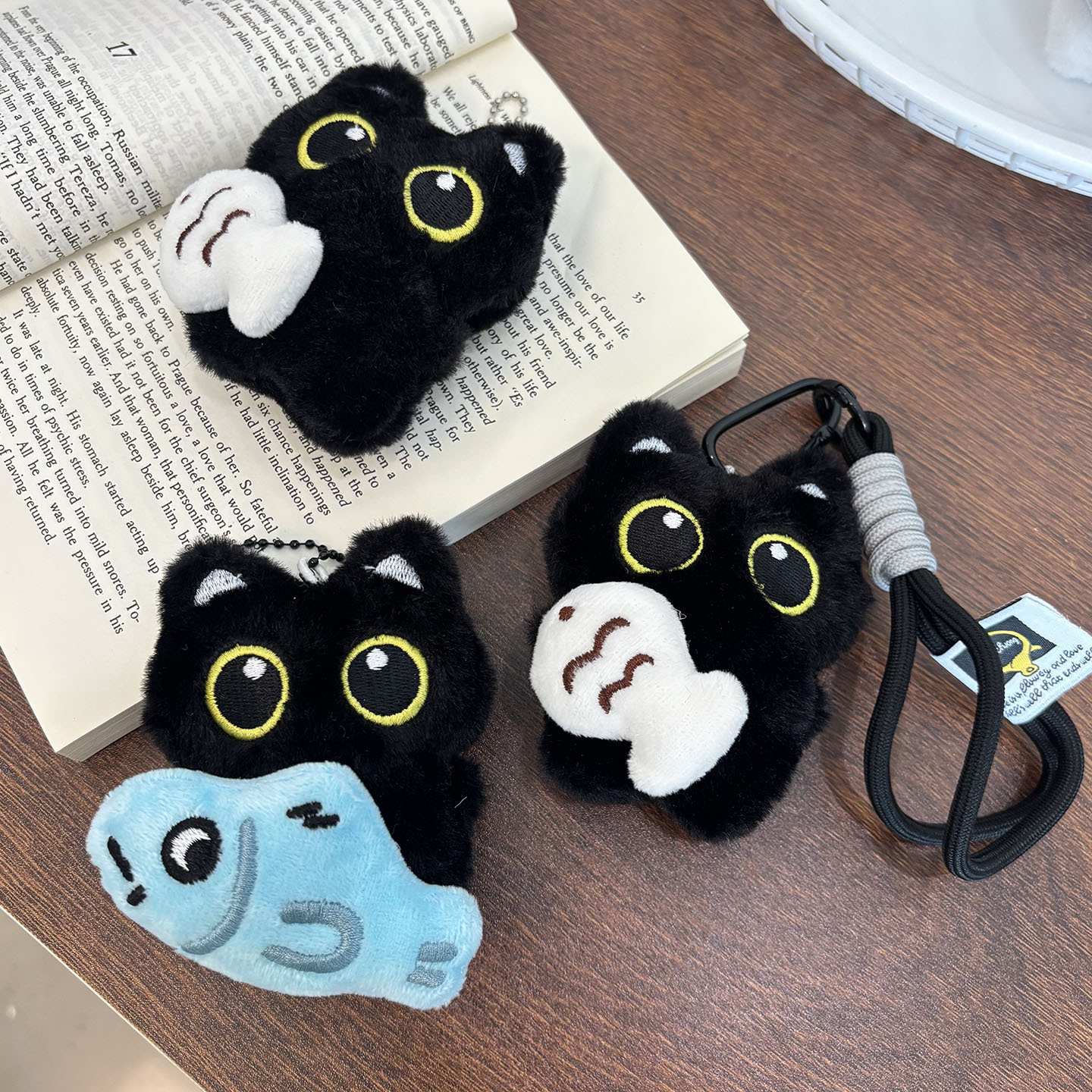 Cute Plush Big Eyed Black Cat  - Phone Accessories Doll recensione e prezzo
