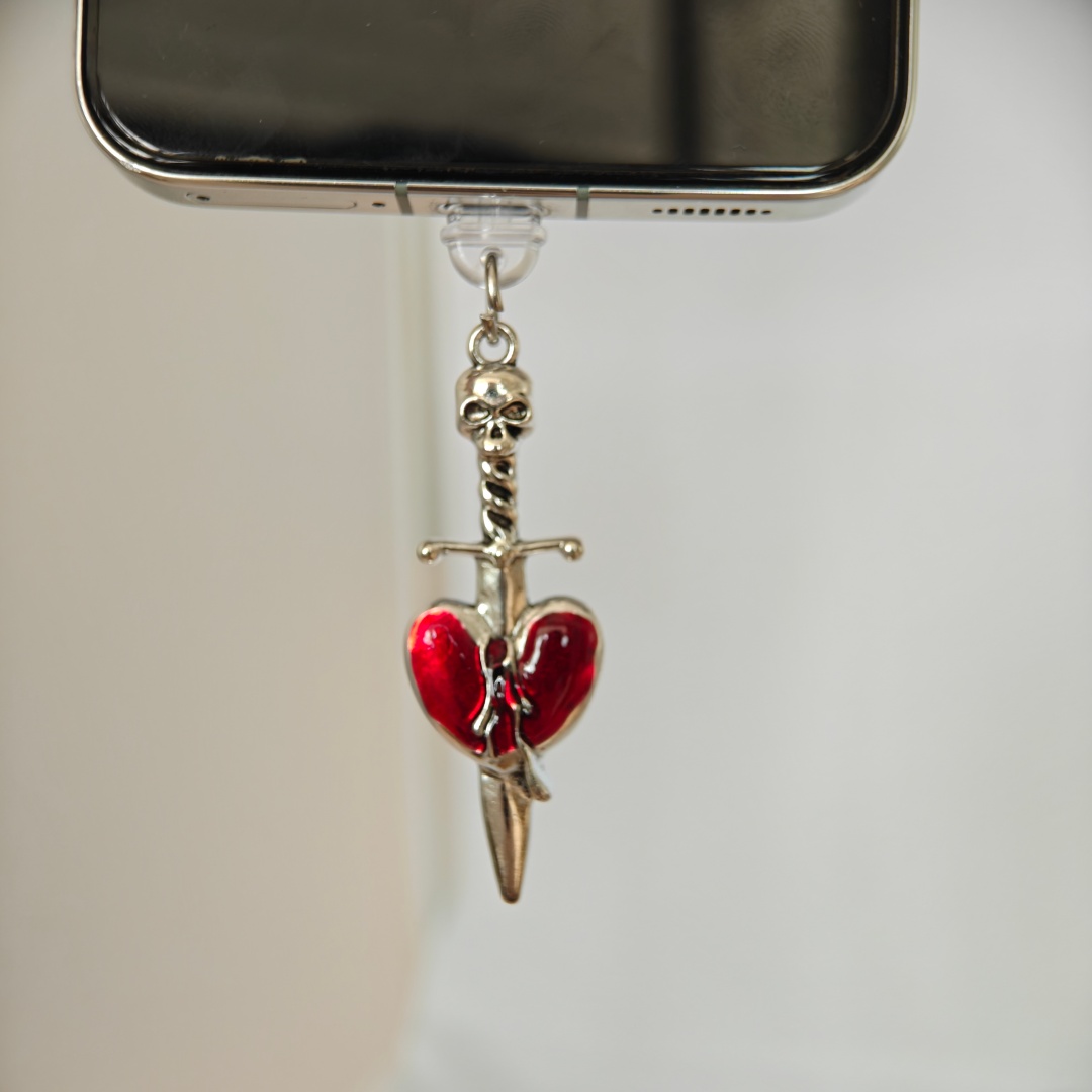 1 Piece of Dark Gothic Style E - Phone Accessories Unique recensione e prezzo