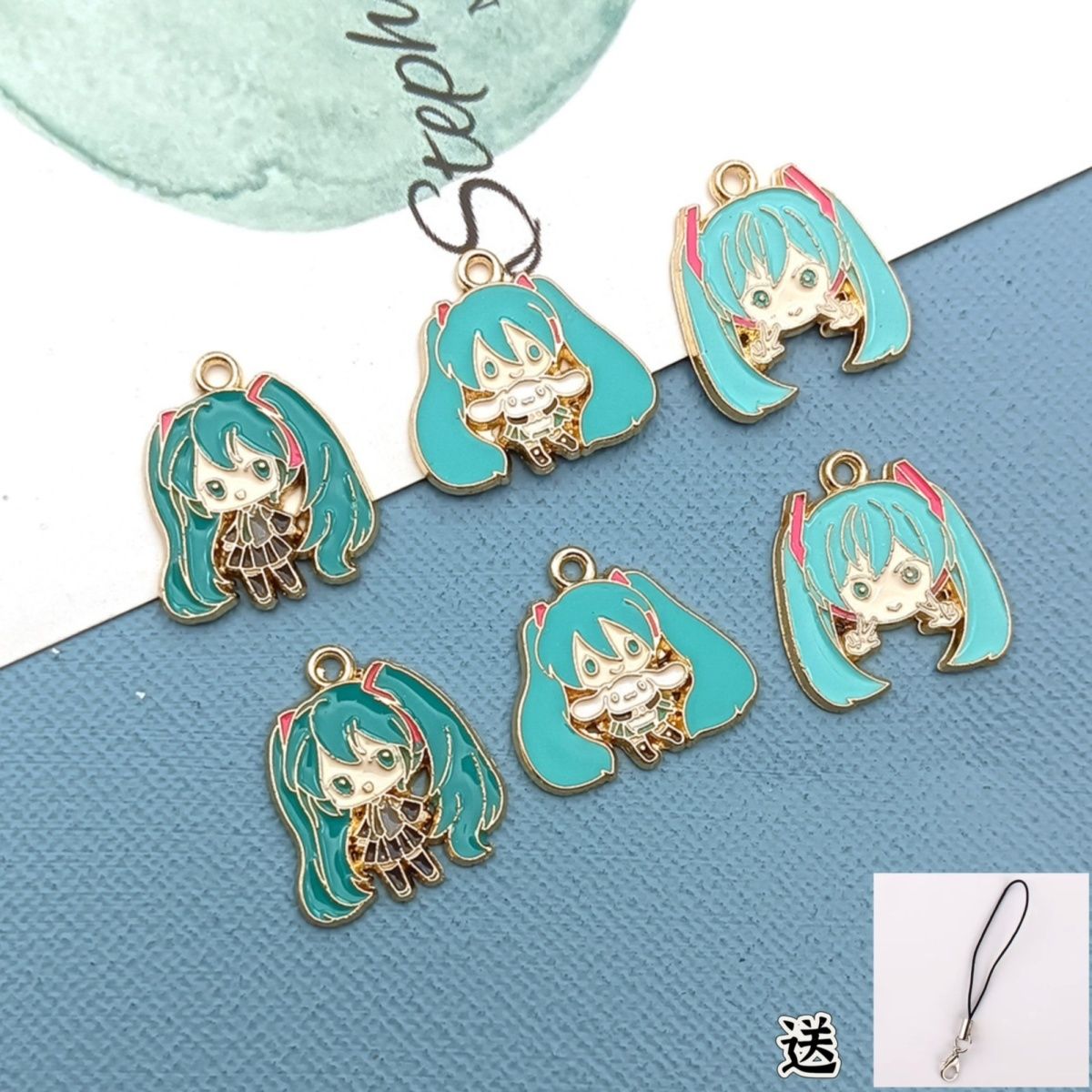 Hatsune Miku peripherals, cute - Phone Accessories Doll recensione e prezzo